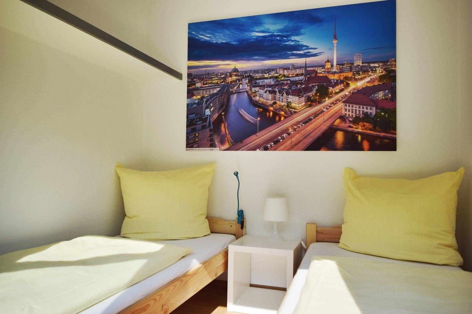 Cube Lodges Berlin Mitte מראה חיצוני תמונה